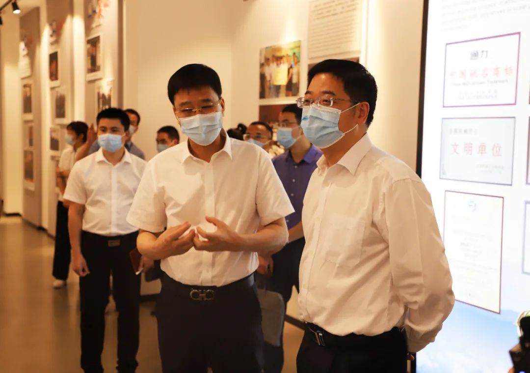 溫州市委常委、市紀委書(shū)記、市監委主任張建明蒞臨通力科技調研